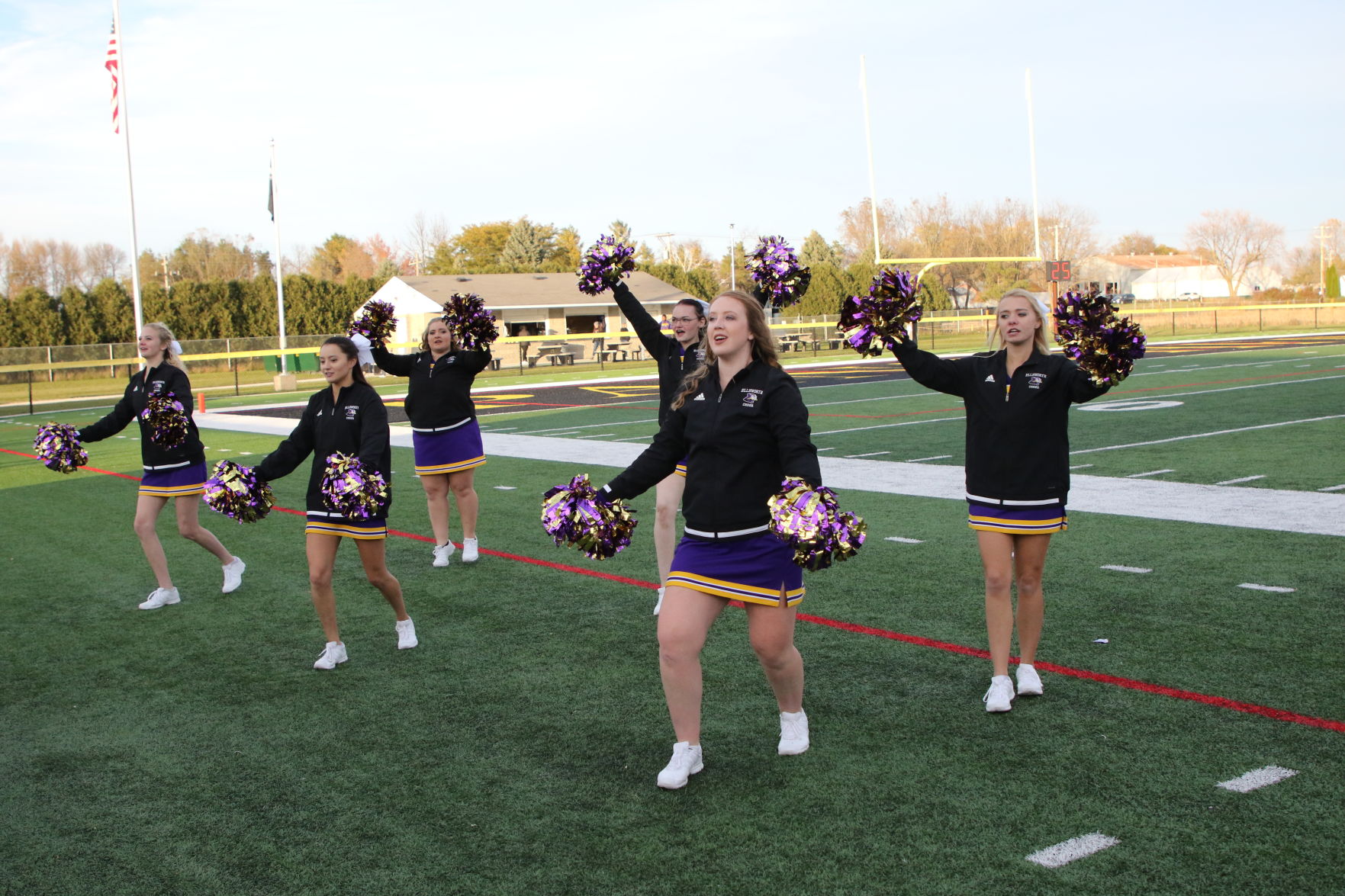 Cheerleaders_ECC_Homecoming_1261.JPG